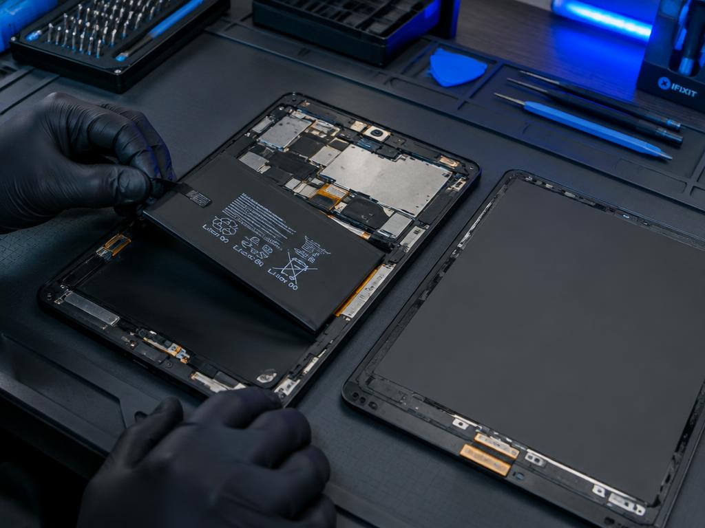 Tablet battery swap